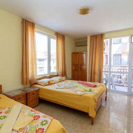 Fener Guest House Pomorie Esterno foto