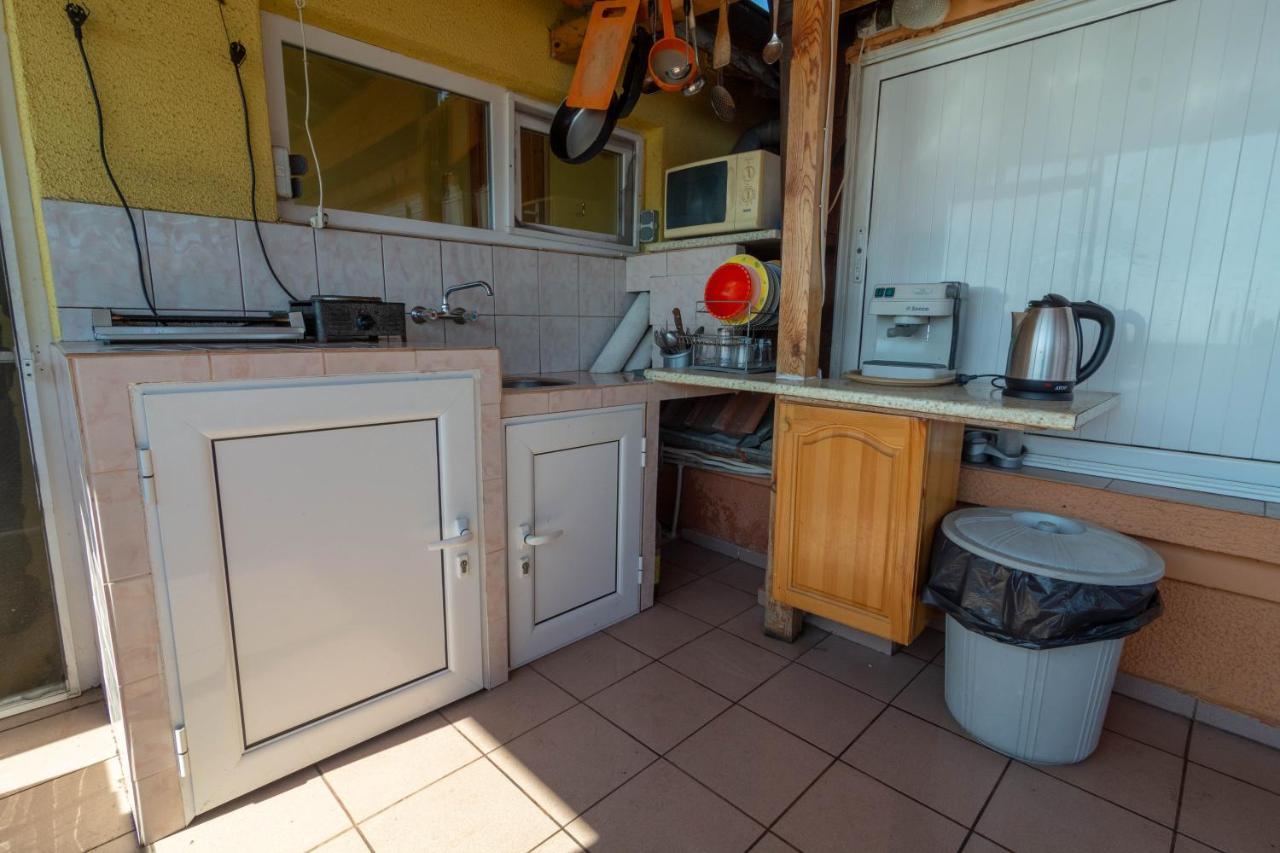 Fener Guest House Pomorie Esterno foto