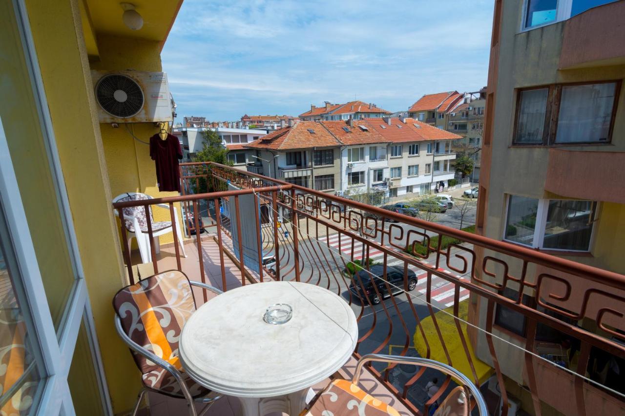 Fener Guest House Pomorie Esterno foto